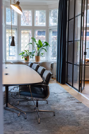 1 Person Coworking Desk