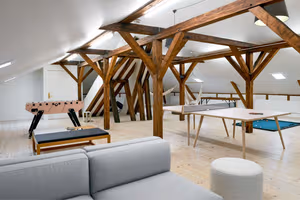 1 Person Private Office