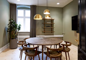 15 Person Private Office