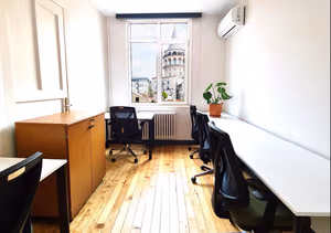 1 Person Coworking Desk