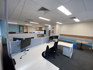 10 Person Private Office