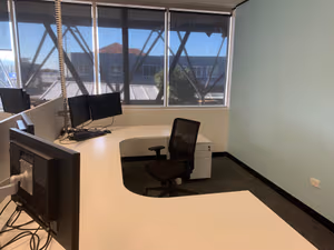 10 Person Private Office