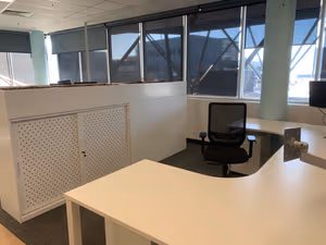 10 Person Private Office