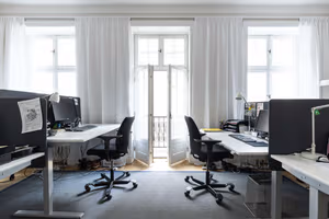 4 Person Private Office