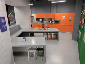 1 Person Coworking Desk