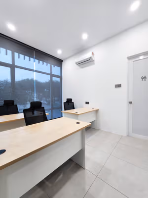 1 Person Coworking Desk