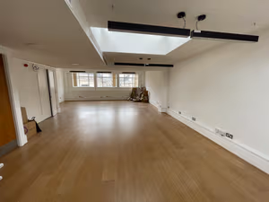20 Person Private Office