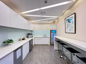 9 Person Private Office
