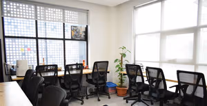 1 Person Coworking Desk