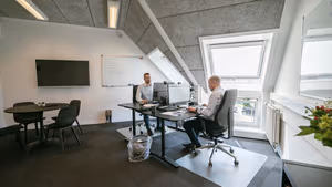 1 Person Coworking Desk