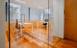 1 Person Coworking Desk