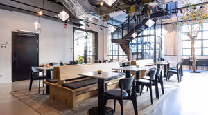 1 Person Coworking Desk