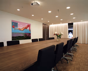 115 Person Private Office
