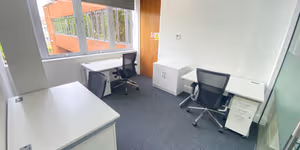 12 Person Private Office