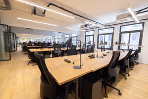 9 Person Private Office