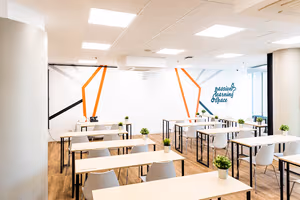1 Person Coworking Desk
