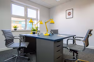 1 Person Private Office
