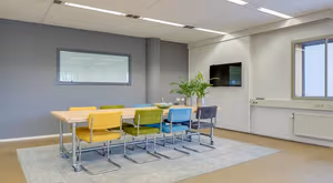 4 Person Private Office