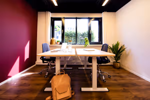 5 Person Private Office