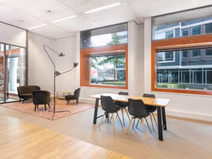 1 Person Private Office
