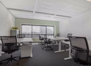 25 Person Private Office
