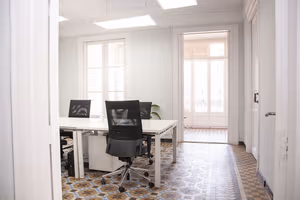 1 Person Private Office