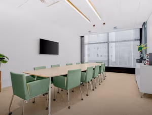 25 Person Private Office