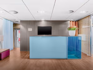 10 Person Private Office