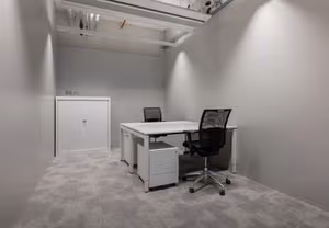 1 Person Coworking Desk