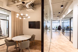 10 Person Private Office