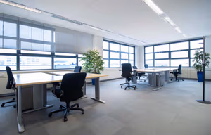 4 Person Private Office