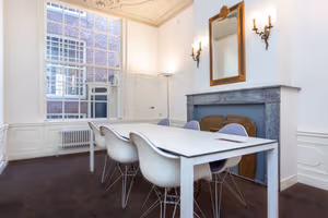 1 Person Private Office