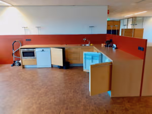 1 Person Private Office