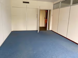 1 Person Private Office