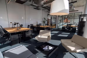 4 Person Coworking Desk