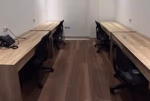 4 Person Private Office