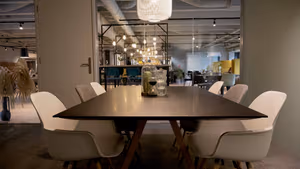 4 Person Private Office