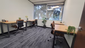 10 Person Private Office