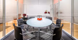 1 Person Coworking Desk