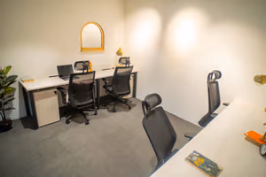 15 Person Private Office