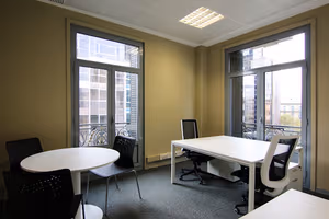 38 Person Private Office