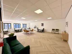 14 Person Private Office