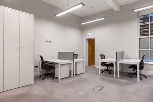 18 Person Private Office