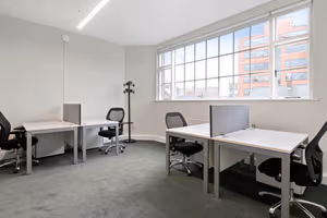10 Person Private Office