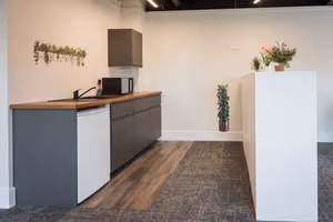 4 Person Private Office