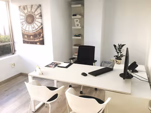 4 Person Private Office