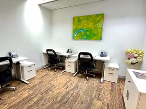 4 Person Private Office