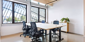 4 Person Private Office