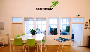 1 Person Coworking Desk