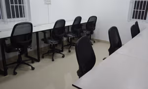 4 Person Coworking Desk